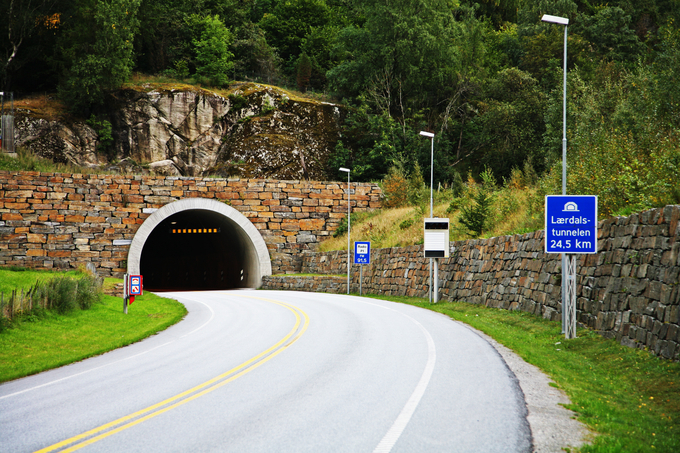 Lối vào đường hầm Lærdal