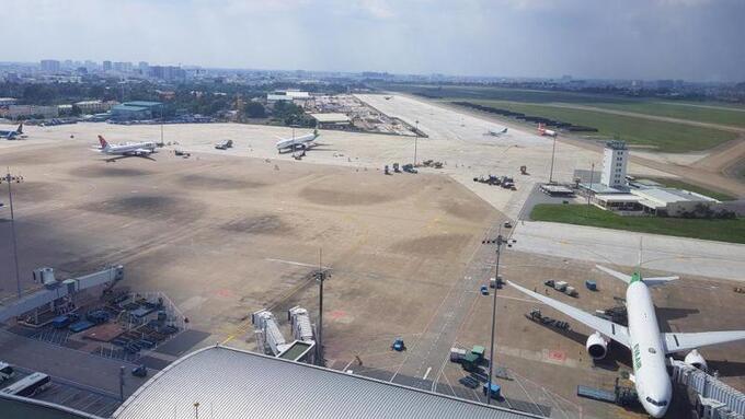 Sân bay quốc tế Tân Sơn Nhất là sân bay lớn nhất Việt Nam