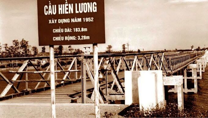 Cầu Hiền Lương cũ