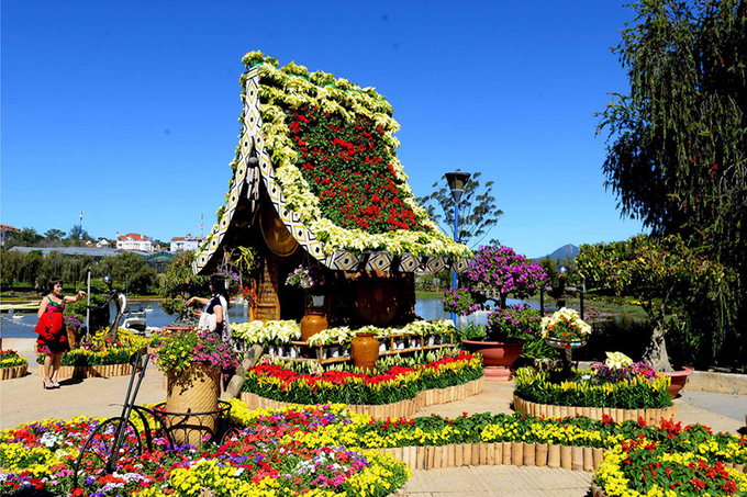 Hoa Đà Lạt cũng là một yếu tố mang tính biểu tượng, góp phần tạo nên thương hiệu của nơi đây