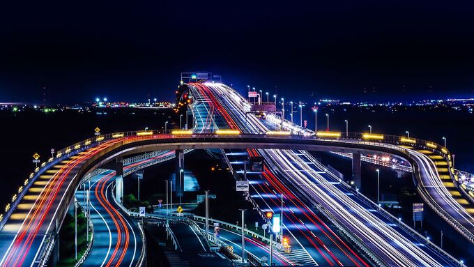 Tokyo Bay Aqua-Line là một 