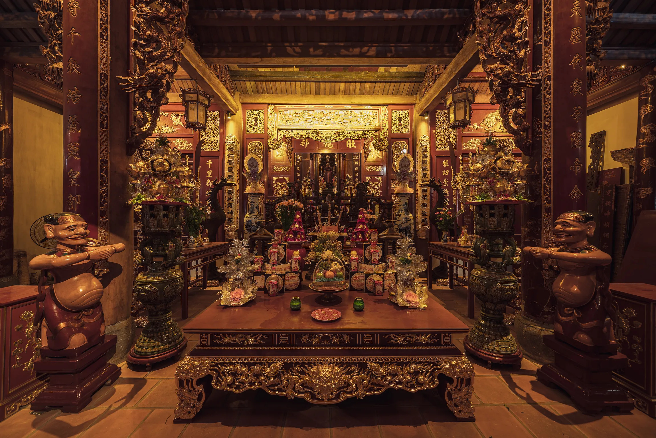 Điện thờ thần Long Đỗ
