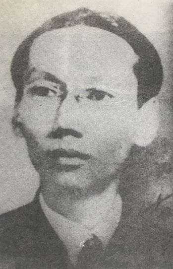 Vua Duy Tân những năm 1930