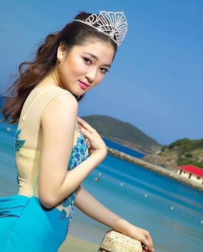 Cô đăng quang đầy thuyết phục nhận được sự ủng hộ của hầu hết công chúng