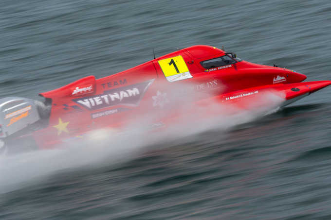 Chiếc thuyền của Jonas Andersson trên đường đua Pertamina Grand Prix Of Indonesia. Ảnh: F1H2O