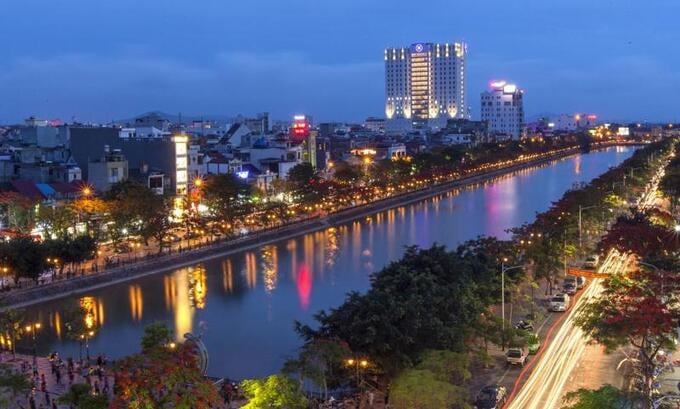 Quang cảnh xung quanh hồ Tam Bạc