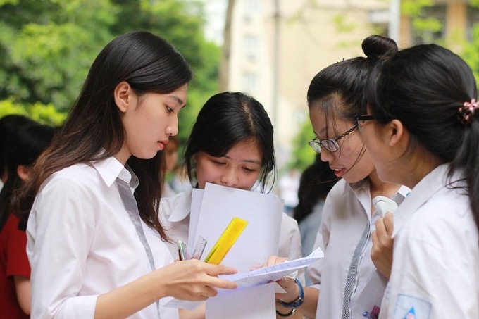 Đây là năm đầu tiên học sinh lớp 11 tham gia làm bài khảo sát chất lượng. Ảnh minh họa.