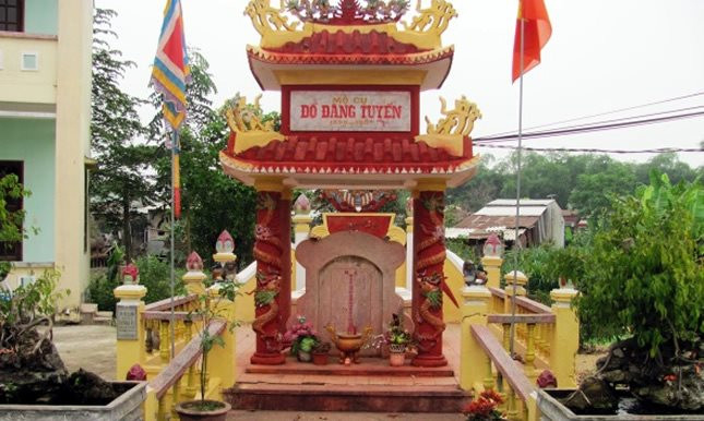 Mộ danh nhân Đỗ Đăng Tuyển