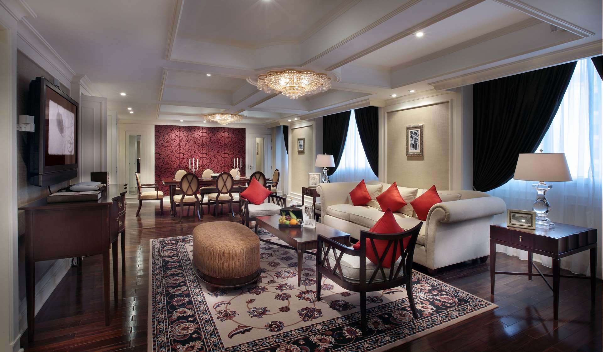 Legendary Suite có mức giá lên tới 170 triệu đồng/đêm, các phòng còn lại dao động từ 10-40 triệu đồng