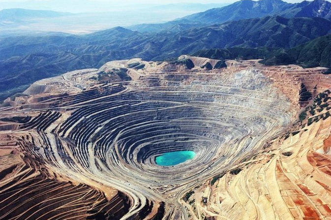 Mỏ Bingham Canyon vẫn là điểm du lịch thu hút nhiều khách du lịch trong những năm qua