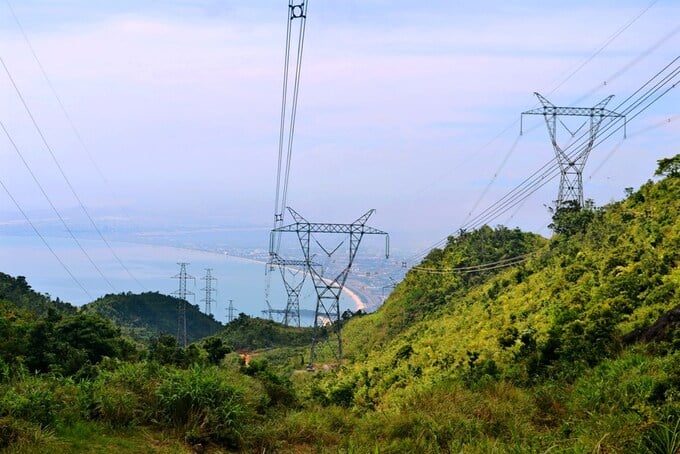 Đã 30 năm trôi qua kể từ ngày hoàn thành đường dây 500Kv