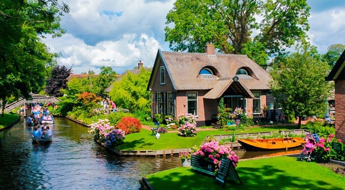 Giethoorn được mệnh danh là 