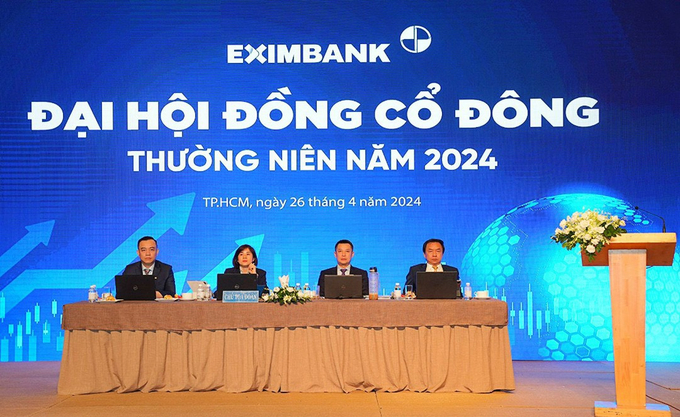 Đoàn Chủ tọa AGM 2024 của Eximbank.