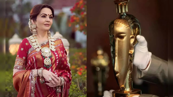 Chai nước có giá 1,5 tỷ đồng của bà Nita Ambani. Ảnh: Internet