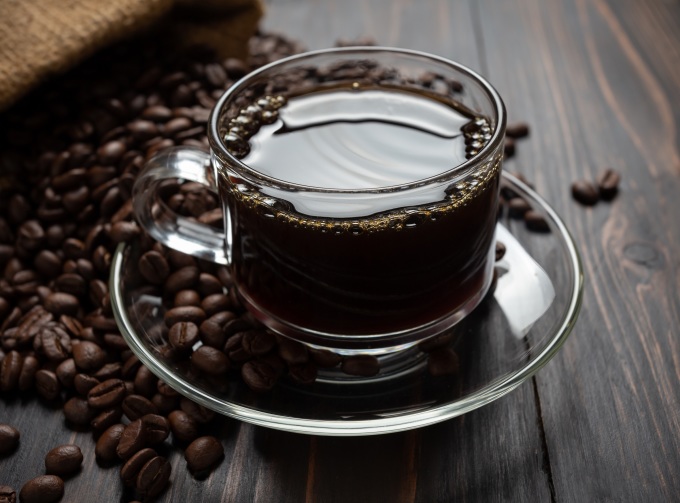 Cà phê đen chứa caffein, các chất chống oxy. Ảnh: Freepik