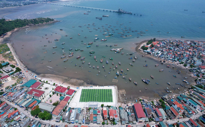 Cách TP. Thanh Hóa chừng 65km về phía Đông Nam, xã đảo Nghi Sơn là một trong 31 xã, phường của thị xã Nghi Sơn, tỉnh Thanh Hóa. Ảnh: Báo điện tử Pháp Luật thành phố Hồ Chí Minh