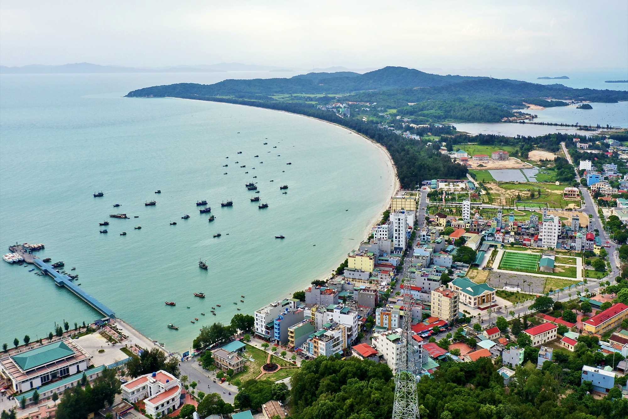 Việc triển khai sân bay tại Cô Tô sẽ tạo thêm sản phẩm du lịch mới. Ảnh: Báo Quảng Ninh