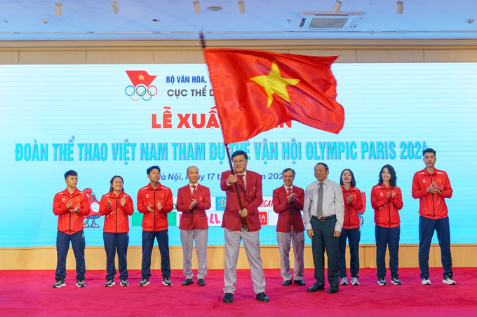 Lễ xuất quân Đoàn thể thao Việt Nam tham dự Olympic Paris 2024 diễn ra ngày 17/7 tại Hà Nội.