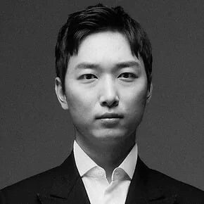 Tốt nghiệp Đại học Yonsei danh tiếng ở Seoul, Hàn Quốc, Kim Young-hoon là thành viên Hàn Quốc duy nhất của tổ chức trí tuệ phi thường Mega Society. Ảnh: The Korea Herald