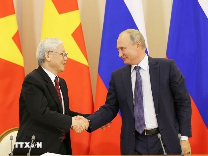 Tổng Bí thư Nguyễn Phú Trọng và Tổng thống Liên bang Nga Vladimir Putin, chiều 6/9/2018 (theo giờ địa phương), tại Dinh thự Botrarov Rutrei của Tổng thống ở thành phố Sochi. (Ảnh: Trí Dũng/TTXVN)