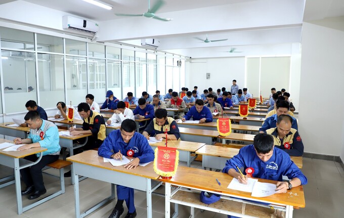 Phong trào đã thu hút đông đảo công nhân lao động tích cực hưởng ứng tham gia, đem lại hiệu quả thiết thực trong việc nâng cao năng suất lao động.