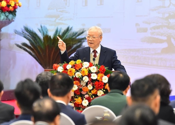 Tổng Bí thư khẳng định: “Đối ngoại và ngoại giao đã phát huy thế mới và lực mới, sức mạnh tổng hợp của toàn dân tộc, củng cố vững chắc hơn cục diện đối ngoại rộng mở, thuận lợi cho phát triển đất nước và bảo vệ Tổ quốc trong giai đoạn mới”.