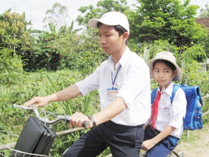 Cậu học trò nghèo Võ Văn Huy năm nào. Ảnh: Báo Tiền Phong