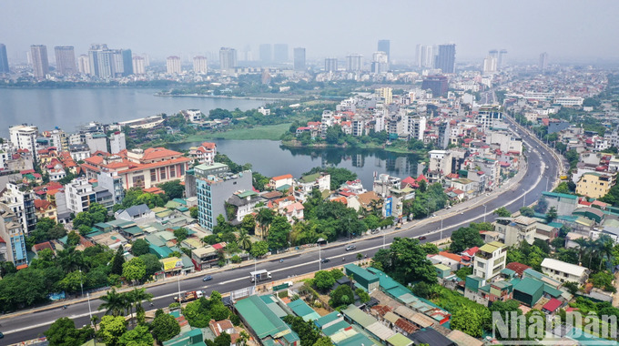 Toàn cảnh tuyến đường Âu Cơ - Nghi Tàm khi được nâng cấp mở rộng. Ảnh: Báo Nhân Dân