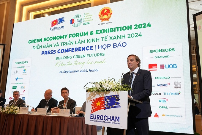 Ông Bruno Jaspaert, tân Chủ tịch EuroCham phát biểu tại họp báo.