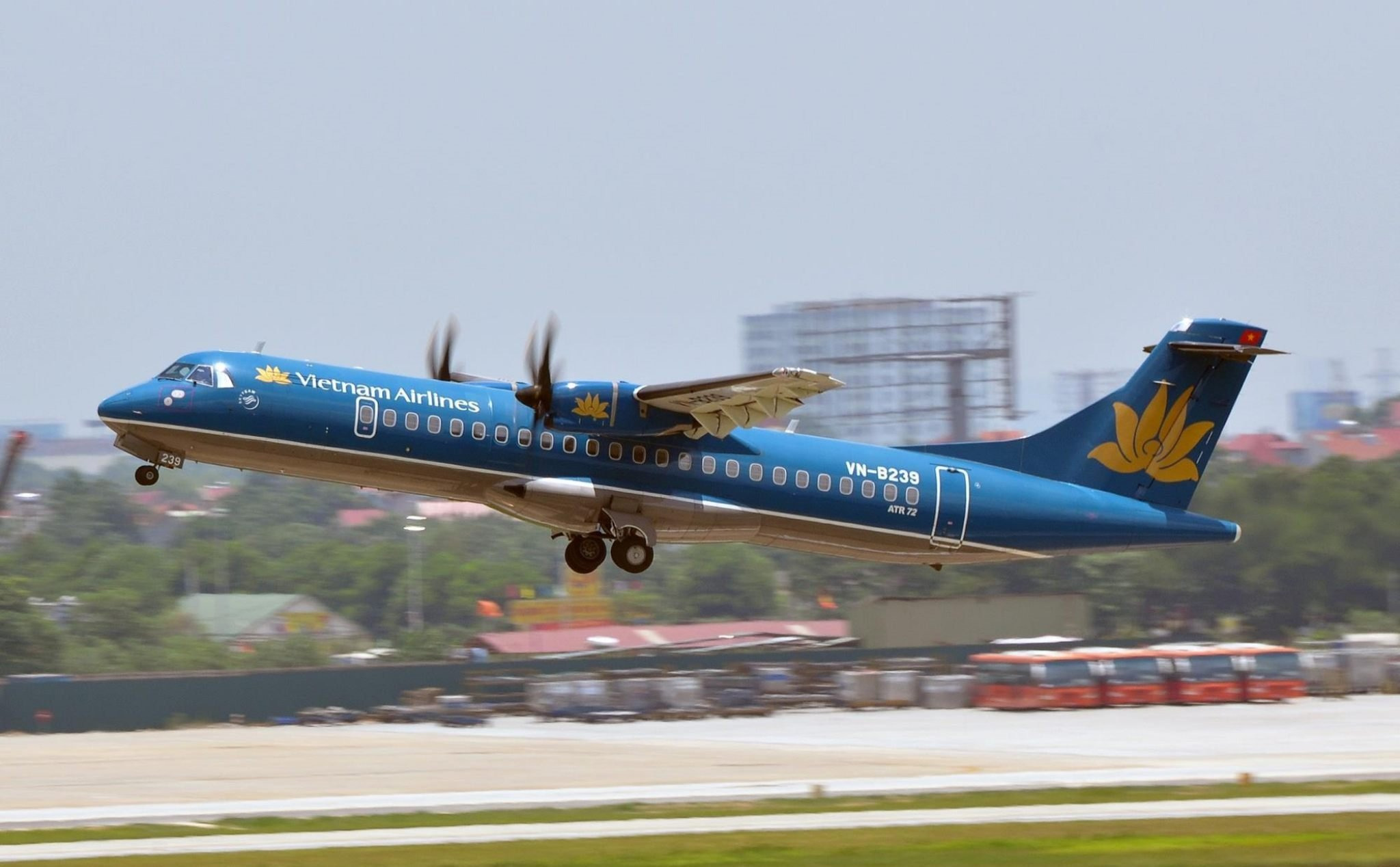 Máy bay ATR-72 của Vietnam Airlines