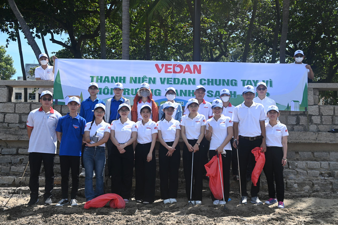 Tình nguyện viên là CBCNV Vedan Việt Nam tập hợp tham hoạt động 