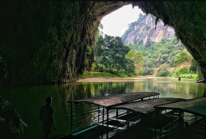 Đã đến Vườn Quốc Gia Ba Bể thì nhất định không thể bỏ lỡ động Puông. Ảnh: Sưu tầm