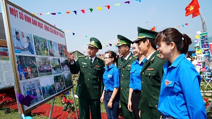 Hỗ trợ thông tin và tuyên truyền về quốc phòng, an ninh, dân tộc . Ảnh minh hoạ.