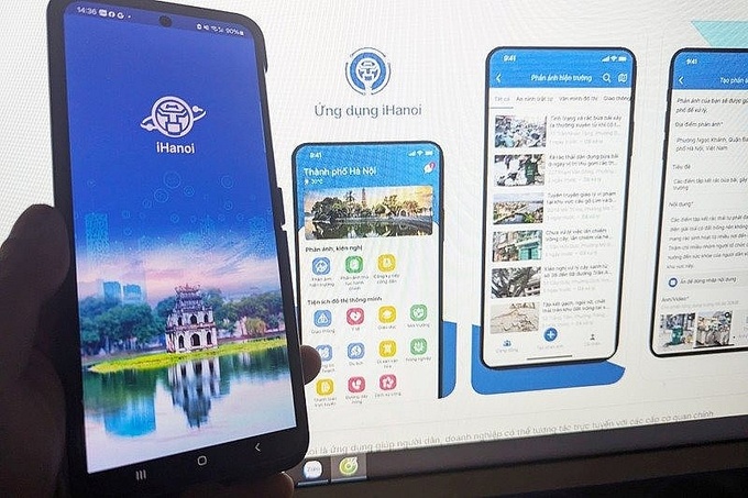 UBND thành phố Hà Nội vận hành ứng dụng nền tảng của Đề án 06 Chính phủ- Ứng dụng Công dân Thủ đô số (iHaNoi). Ảnh: HaNoi Protal