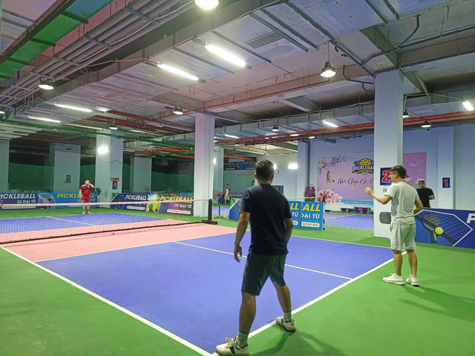 Cận cảnh một sân chơi pickleball