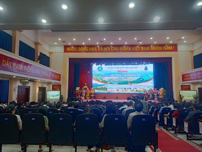 hội nghị khoc học công nghệ