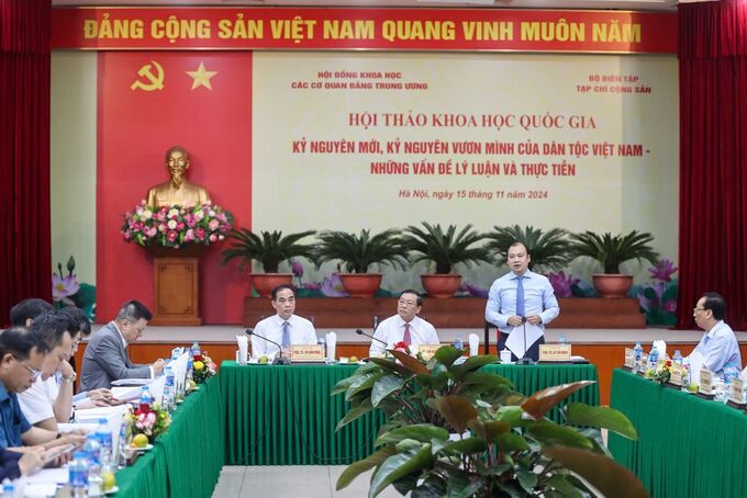 Các đồng chí chủ trì hội thảo_Ảnh: Minh Khôi