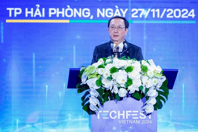 Bộ trưởng Khoa học và Công nghệ Huỳnh Thành Đạt phát biểu khai mạc Techfest Vietnam 2024.