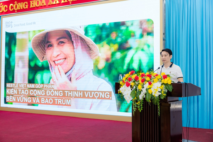 Ông Khuất Quang Hưng, Giám đốc Đối ngoại -Truyền thông Nestlé Việt Nam chia sẻ về những nỗ lực của Nestlé nhằm thúc đẩy việc trao quyền cho phụ nữ, đặc biệt là nâng cao quyền năng phụ nữ trong toàn chuỗi giá trị.