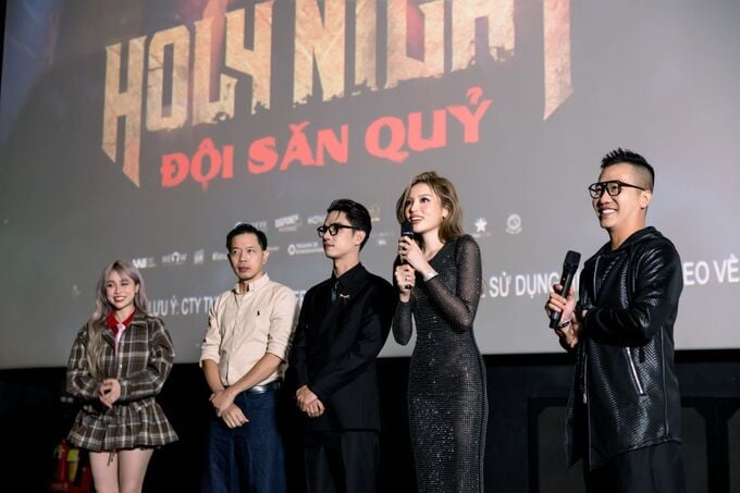 Diễn viên Thái Hòa nhận được nhiều sự chú ý khi đảm nhận lồng tiếng cho vai của siêu sao Ma Dong-seok.