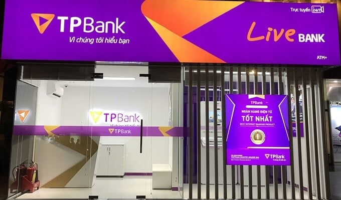 Năm 2025, TPBank đặt kế hoạch 9.000 tỷ đồng lợi nhuận trước thuế, tăng 18,4% (+1.400 tỷ đồng) so với năm trước.