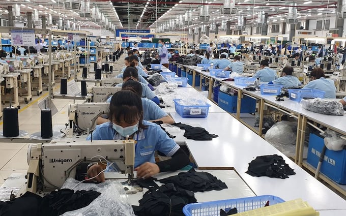 Trong đó, xuất khẩu hàng dệt may sang Mỹ trong tháng 4 đạt gần 1,4 tỷ USD, tăng 23% so với cùng kỳ năm ngoái.
