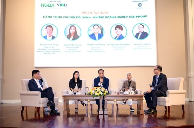 Hội thảo “Quản trị Biến đổi khí hậu: Chiến lược, cam kết và hành động của các doanh nghiệp” do Viện Thành viên HĐQT Việt Nam (VIOD) và Hội Doanh nghiệp Xanh TP.HCM (HGBA) tổ chức ngày 14/5.