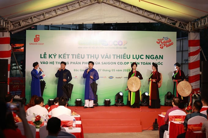 Saigon Co.op mang không gian văn hóa phi vật thể đến với Bắc Giang