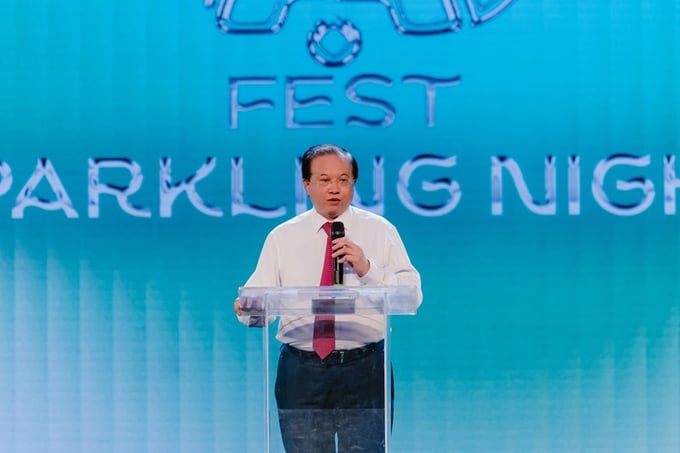 Thứ trưởng Bộ Văn Hóa Tạ Quang Đông phát biểu tại Tạo Fest.