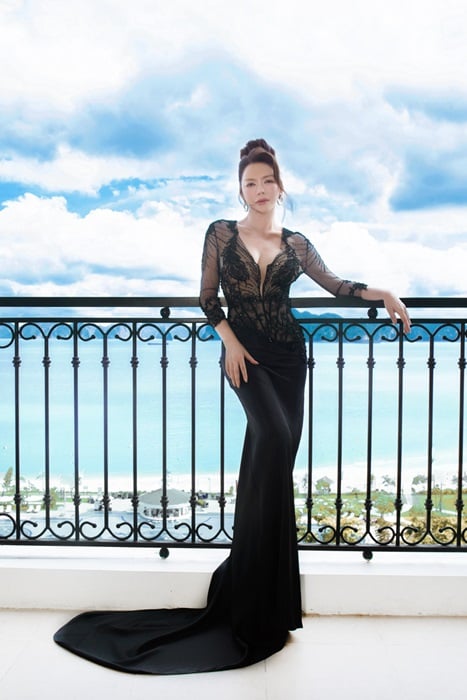 Trong showbiz Việt, nhắc đến Lý Nhã Kỳ là nhắc đến một biểu tượng của sự sang trọng, thành công và quyền lực mà khó ai có thể thay thế.