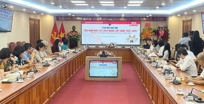 lễ ra mắt