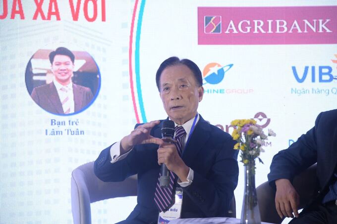 TS Nguyễn Trí Hiếu
