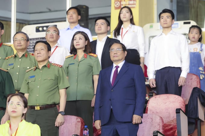 Ủy viên Bộ Chính trị, Thủ tướng Chính phủ Phạm Minh Chính và Ủy viên Bộ Chính trị, Bộ trưởng Bộ Công an, Đại tướng Lương Tam Quang tham dự Lễ khai mạc Giải bóng đá Công an, Cảnh sát các nước ASEAN mở rộng 2025 tại sân vận động Hàng Đẫy (Hà Nội)