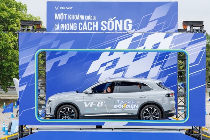 Chị Đỗ Thị Phương Thảo đang sở hữu một chiếc VF 7 và có nhu cầu đổi lên VF 8